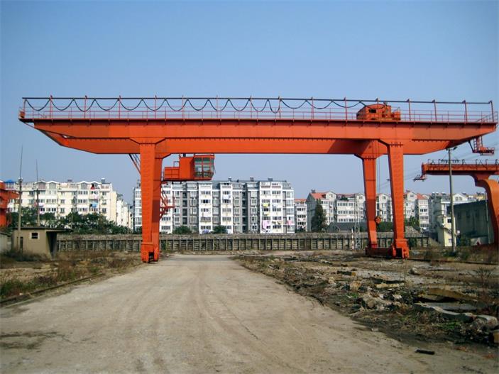 門式起重機(jī)
